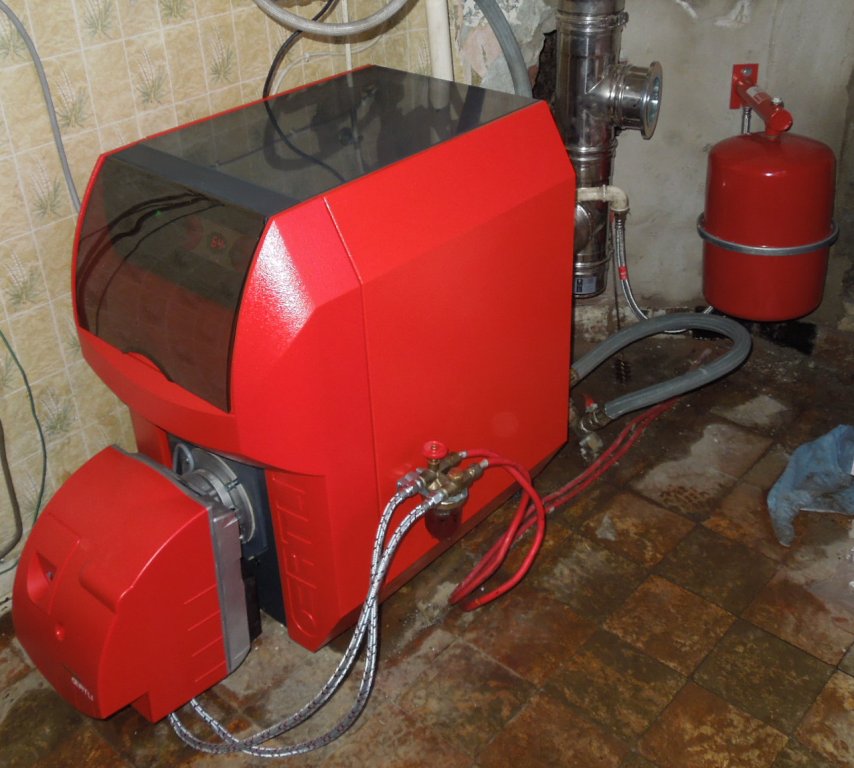 Installation d'une chaudière fioul Oertli PK 154